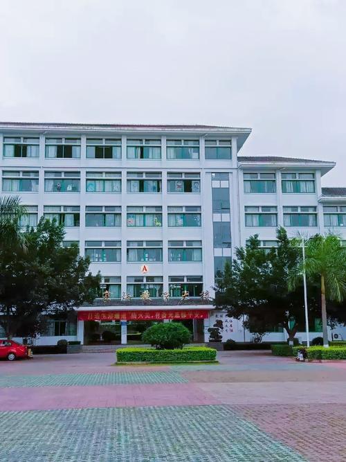 梅县职业技术学校_梅县职业技术学校招生简章