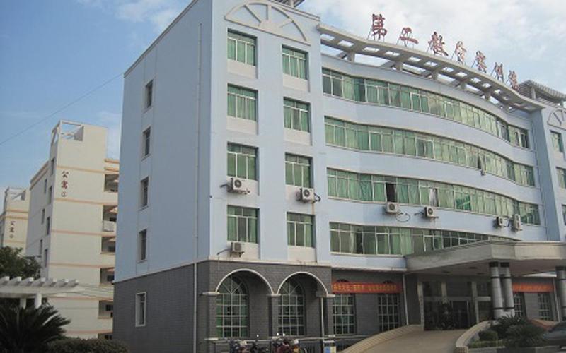 南康中等专业学校，南康中等专业学校搬迁在哪里