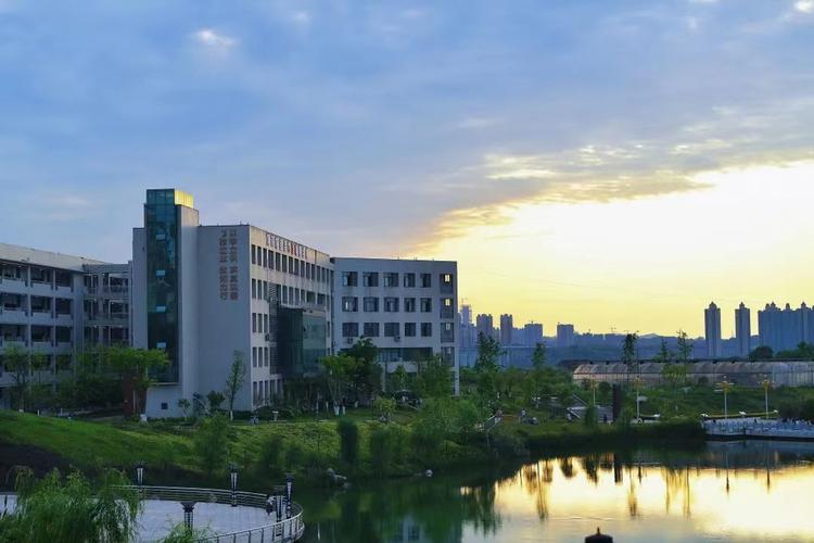 四川省南充中等职业学校_四川省南充中等职业学校官方网站